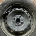 جنط يارس وكاله مطعوج مقاس 14