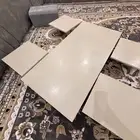 طاولة ارضية
