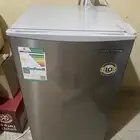 ثلاجة صغيرة