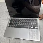 ماك بوك M1