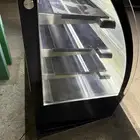 ثلاجه عرض للبيع