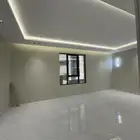 للبيع روف علوى جديد بالقرب من مطار ابها