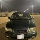 هيونداي تراجيت 2001