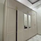 خزانة ملابس