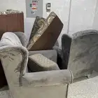 للبيع اثاث كنب وجلسه ارضيه مع سجاد نظيفه