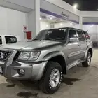 للبيع نيسان فتك 2002 شد بلد مجهز للبر