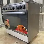 فرن كامل شغال بس الخربان فيه العين العلويه داخل الفرن بس