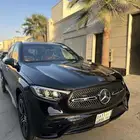 مرسيدس GLC300 AMG موديل 2025 شبه جديد وبضمان الجفالي