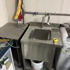 حوض غسيل استيل مع طاولة خدمة