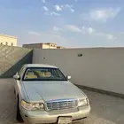 فورد كروان فكتوريا 2002
