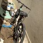 سيكل رياضي بتعشيقات و من النوع الي يصفط و استخدم 6اشهور
