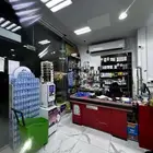 بقالة للبيع والتقبيل