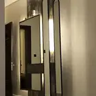 مرايه متحركه مع رف وبرتيشن