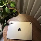 ايباد الجيل العاشر اصدار 18.5 لايوجد به خدوش   كيبورد جديد