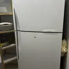 ثلاجه جديده نظيفه و مستعمله 5اشهر فقط