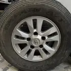 كفرات مع جنوط لاند كروزر