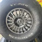 جنوط برايد مع كفرات نص حجري مقاس 315 70 17