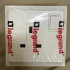 مقبس BS أحادي بمفتاح ثنائي الأقطاب