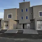 للبيع روف علوى مع ملحق من 650 الف بالخميس