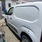 بيجو للايجار