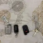 مفاتيح جيب لاند كروزر 2 ومفتاحين هايلكس