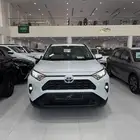تويوتا راب فور XLE 2025 سعودي اصفار