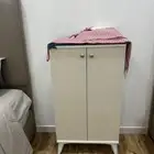 دولاب صغير وجميل