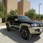 نيسان باترول سوبر سفاري 2021   اسود وذهبي