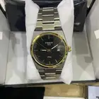 ساعة من ماركة TISSOT