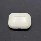 سماعات ايربودز للبيع على السوم. البيت حقها مكسور