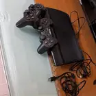 سوني 3 مع يدتين و سلكين شاحن ومع شريط سوني 4