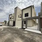 للبيع ادوار ارضيه وشقق علويه طريق المحاله خلف حرس الحدود