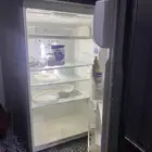 ثلاجة LG نظيفه