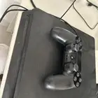 بلاي ستيشن 4 بكامل اغراضه