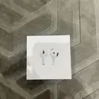 ايربودز الجيل الرابع م انفكت بكرتونها