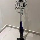 مكنسة كهربائية