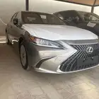 لكزس ES300 فئة AH هايبرد 2025