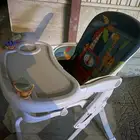 طاولة طعام اطفال