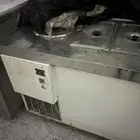 ثلاجات ومطاعم