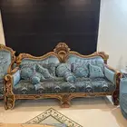 كنب تركي ينفع للحريم نظيف جدا له سنه استخدام قليل جدا للبيع