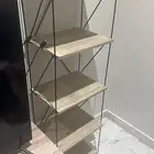 طاوله للبيع على السوم