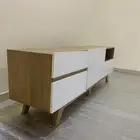 طاولة شاشة تلفزيون