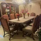 طاولة للبيع