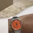 للبيع ساعه ويست إند واتش كو مستخدمه لون برتقالي نظيف جد ا