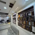 محل جوالات لتقبيل
