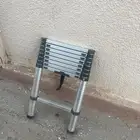 سلم المنيوم يتسفط