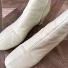 بوت مصممة الأزياء مريم نصير زاده   Maryam Nassir Zadeh