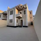 للبيع فيلا مستقله دورين وملحق مساحه كبيره من 840 الف