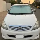للبيع إنوفا 2011 قير تماتيك بدي وكالة ممشى 277 ألف