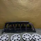 للبيع جناح هايلوكس جديد مساميره ضايعه ومعه اربع طيس جديده